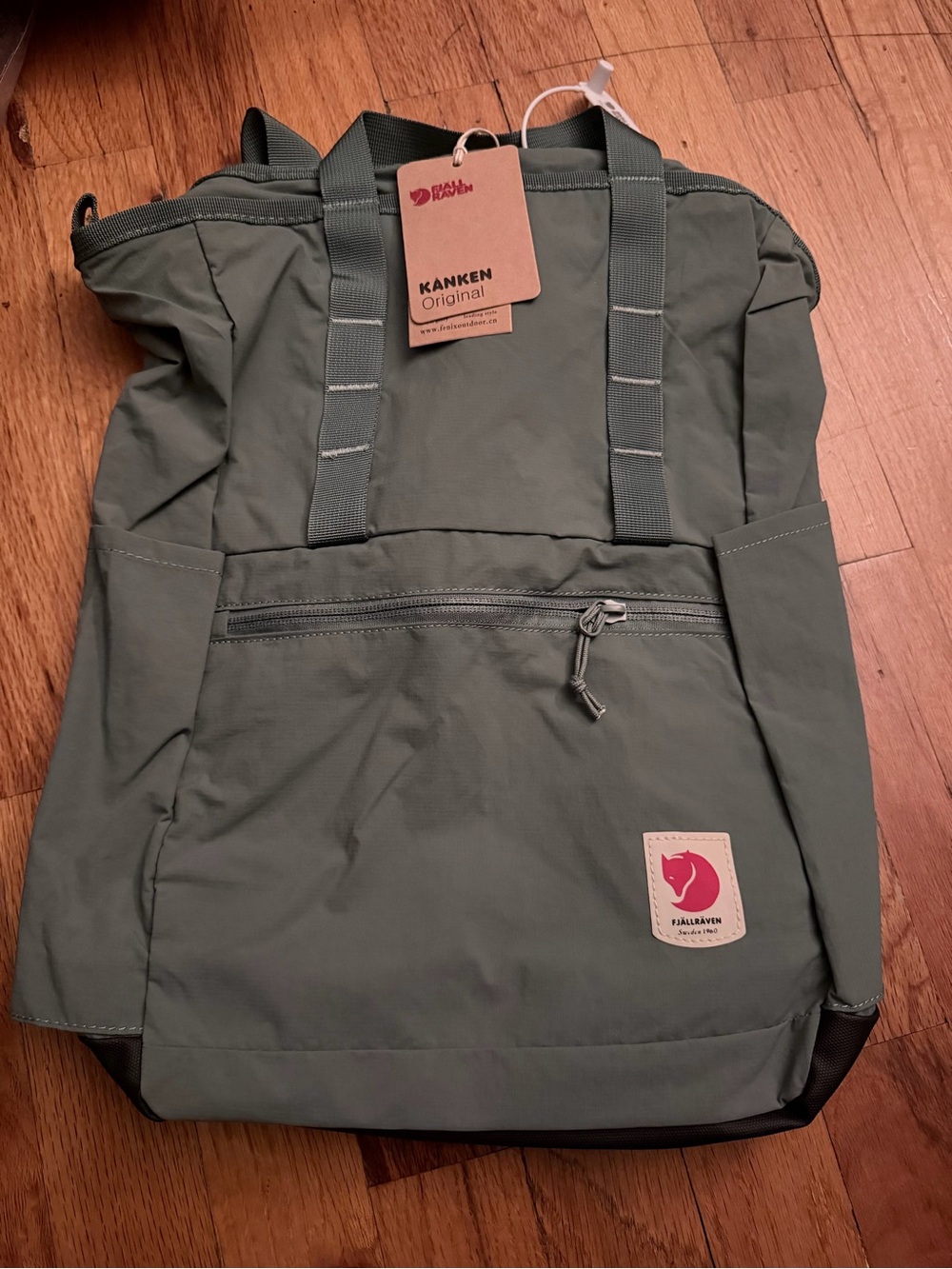 Fjällräven Kanken Backpack in Olive Green 23L